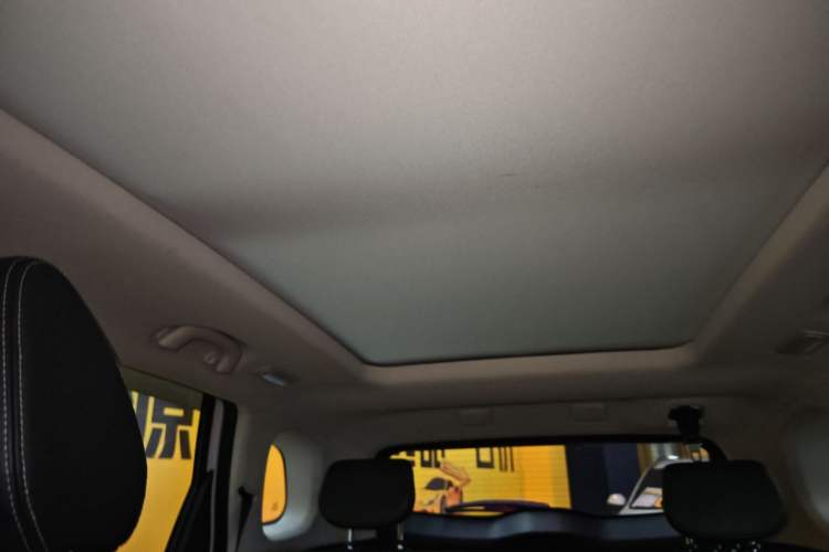 Used Baojun 530 2021 Global Car Anniversary Edition 1.5T CVT Prestige Connected Model 5 Seats Headliner