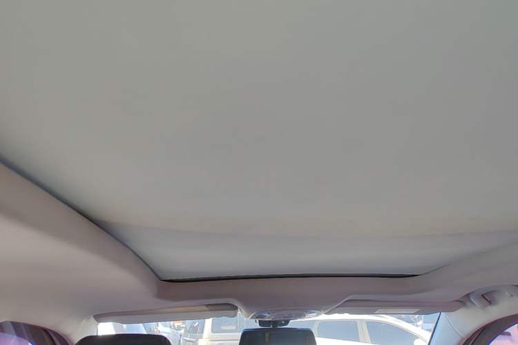 Used Baojun 530 2021 Global Car Anniversary Edition 1.5T CVT Prestige Connected Model 7 Seats Headliner