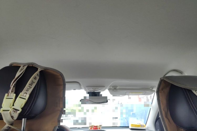 Used Baojun 530 2021 Global Car Anniversary Edition 1.5T Manual Luxury Model 6 Seats Headliner