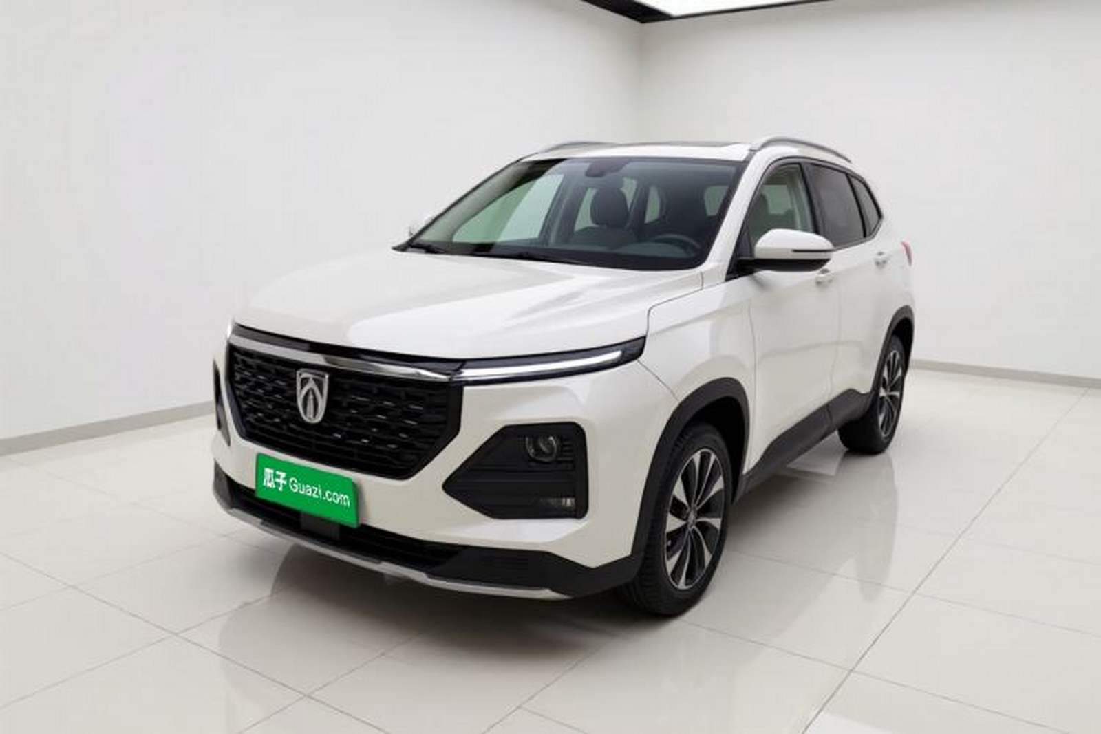 Фото Baojun с площадки