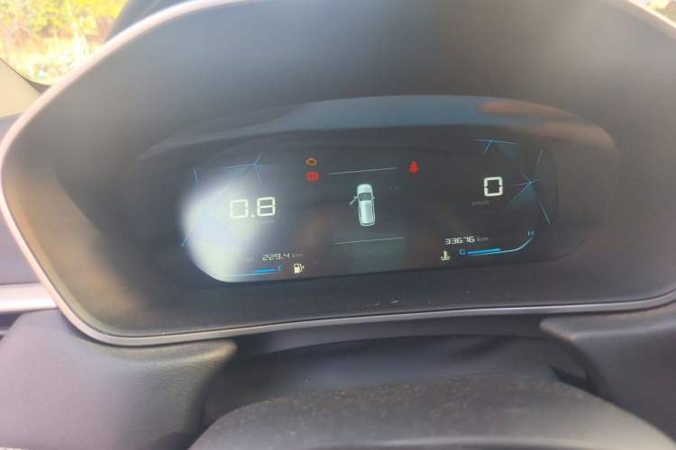 Used Baojun 530 2021 Global Car Anniversary Edition 1.5T Manual Luxury Model 6 Seats Instrument Cluster