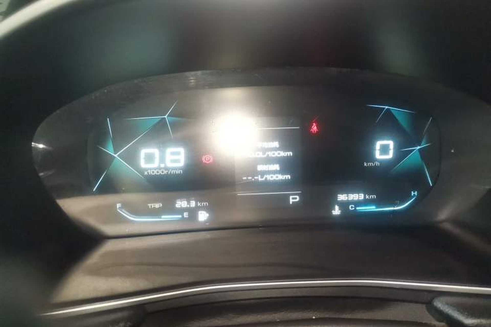 Used Baojun 530 2021 Global Car Anniversary Edition 1.5T CVT Prestige Connected Model 6 Seats Instrument Cluster