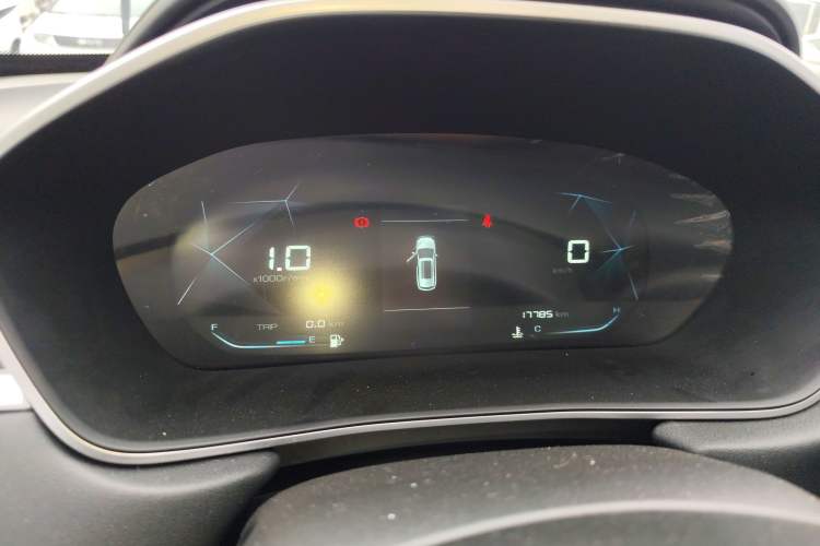 Used Baojun 530 2021 Global Car Anniversary Edition 1.5T Manual Prestige Model 6 Seats Instrument Cluster