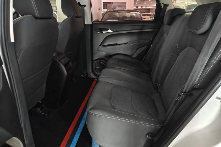 Used Baojun 530 2021 Global Car Anniversary Edition 1.5T Manual Comfort Model 5 Seats Interior 3