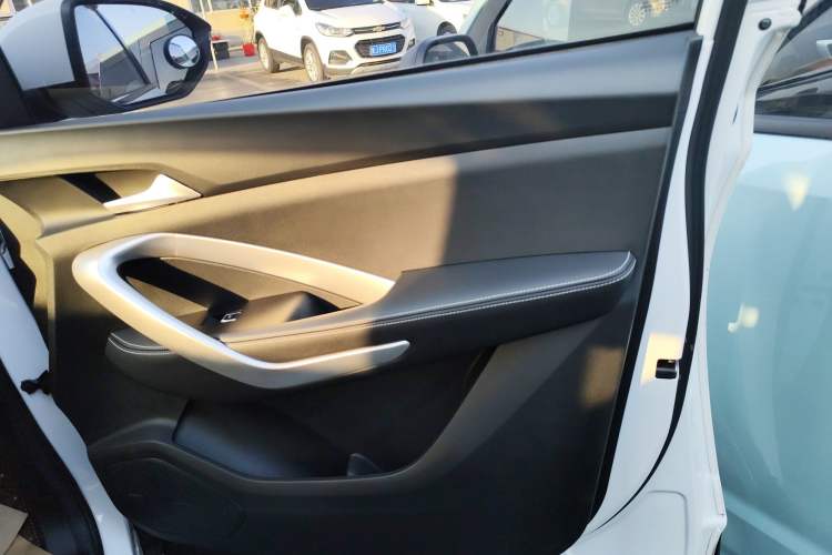 Used Baojun 530 2021 Global Car Anniversary Edition 1.5T Manual Prestige Model 6 Seats Interior 5