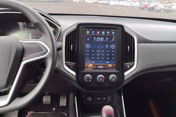 Used Baojun 530 2021 Global Car Anniversary Edition 1.5T Manual Comfort Model 5 Seats Interior 5