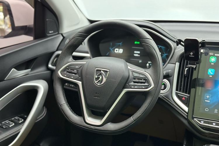 Used Baojun 530 2021 Global Car Anniversary Edition 1.5T CVT Prestige Connected Model 5 Seats Interior 8