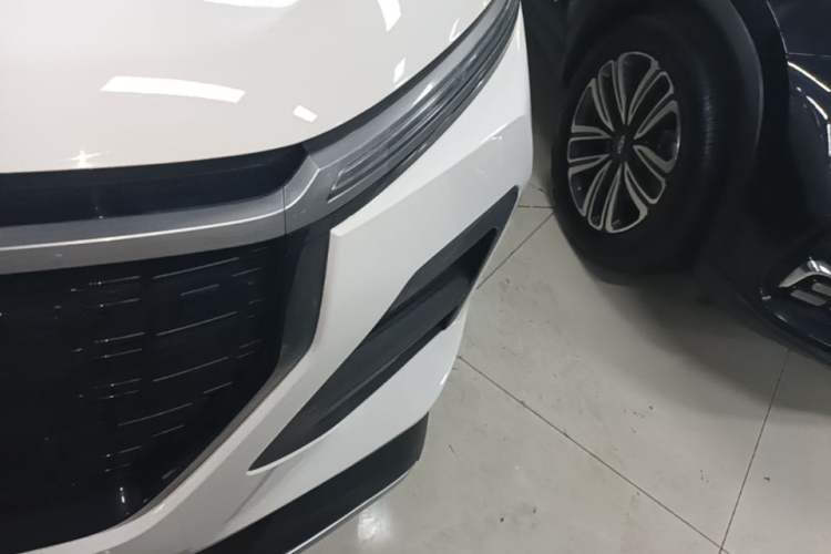 Used Baojun 530 2021 Global Car Anniversary Edition 1.5T CVT Luxury Model 6 Seats Left Front Headlight