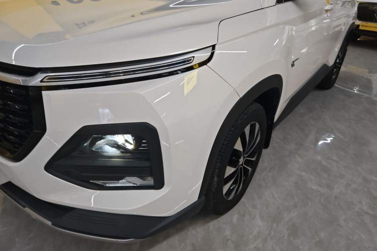 Used Baojun 530 2021 Global Car Anniversary Edition 1.5T CVT Prestige Connected Model 5 Seats Left Front Headlight