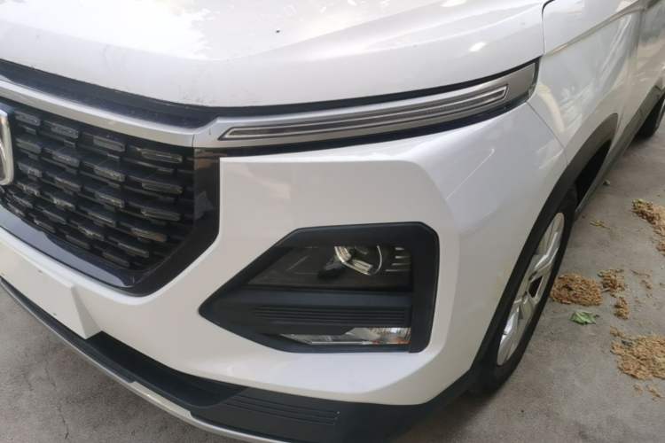 Used Baojun 530 2021 Global Car Anniversary Edition 1.5T Manual Comfort Model 5 Seats Left Front Headlight