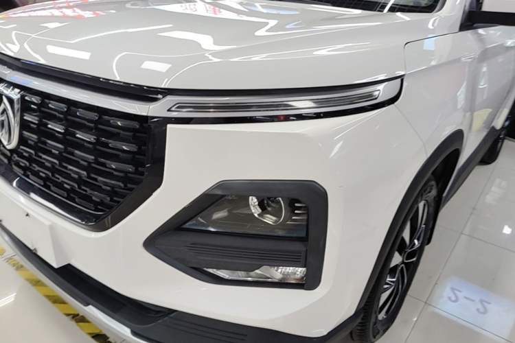Used Baojun 530 2021 Global Car Anniversary Edition 1.5T Manual Luxury Model 7 Seats Left Front Headlight