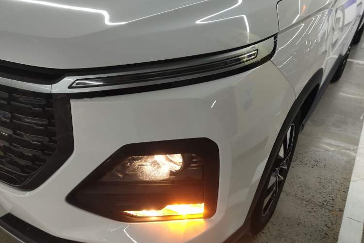 Used Baojun 530 2021 Global Car Anniversary Edition 1.5T CVT Luxury Model 5 Seats Left Front Headlight