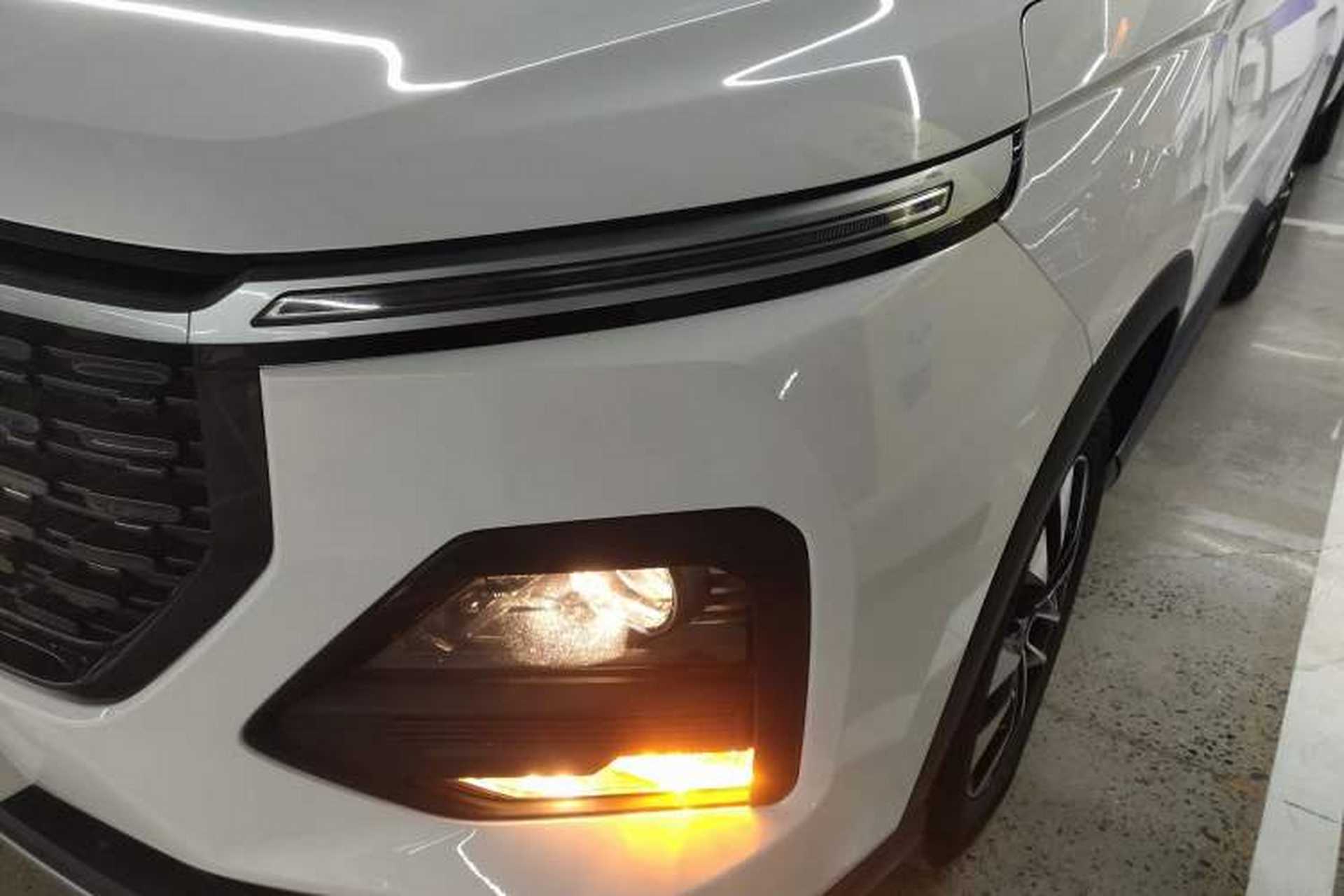 Used Baojun 530 2021 Global Car Anniversary Edition 1.5T CVT Luxury Model 5 Seats Left Front Headlight