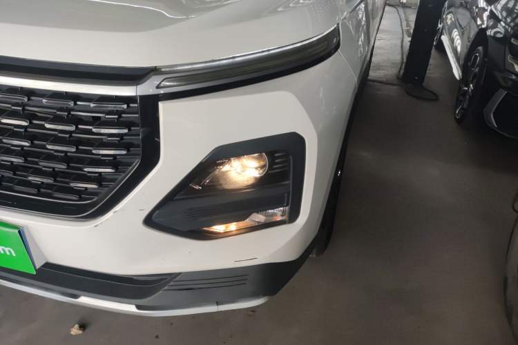 Used Baojun 530 2021 Global Car Anniversary Edition 1.5T CVT Luxury Model 7 Seats Left Front Headlight