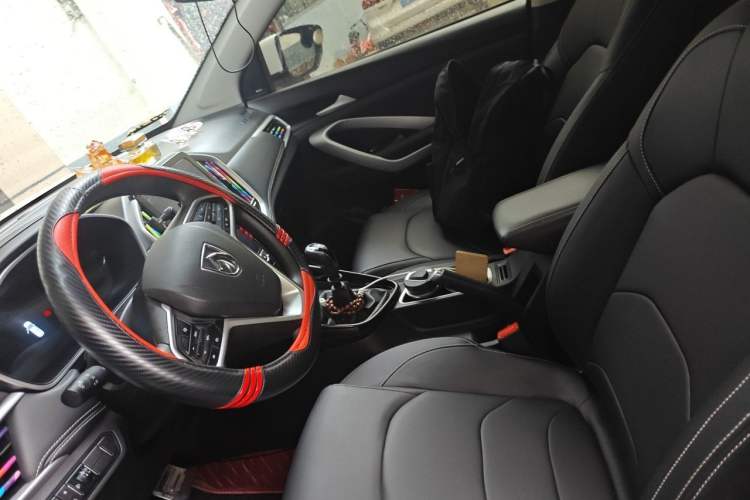 Used Baojun 530 2021 Global Car Anniversary Edition 1.5T Manual Luxury Model 7 Seats Left Front Seat