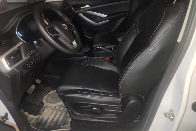 Used Baojun 530 2021 Global Car Anniversary Edition 1.5T CVT Luxury Model 5 Seats Left Front Seat