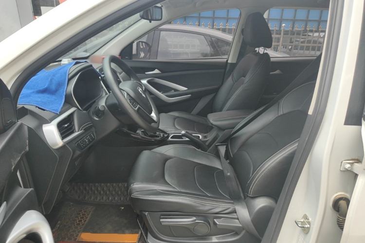 Used Baojun 530 2021 Global Car Anniversary Edition 1.5T CVT Luxury Model 5 Seats Left Front Seat