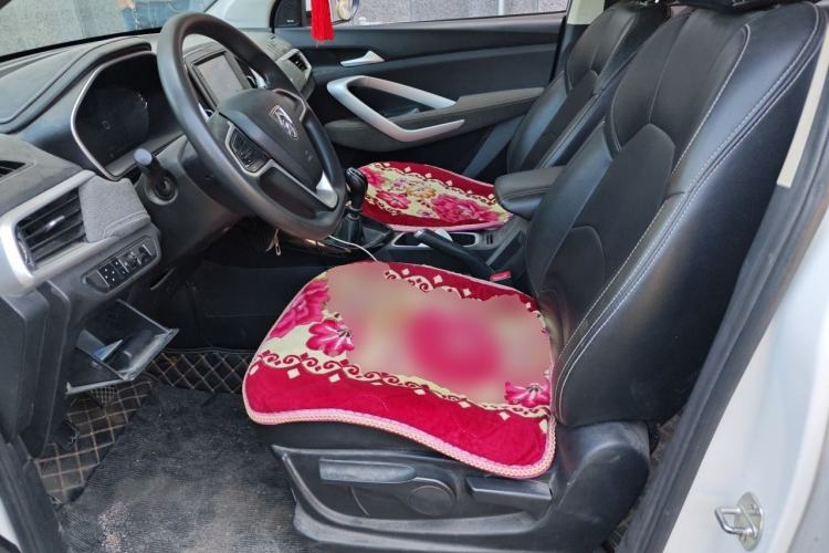 Used Baojun 530 2021 Global Car Anniversary Edition 1.5T Manual Comfort Version 7 Seats Left Front Seat