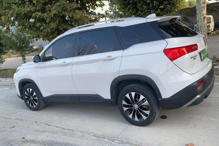 Used Baojun 530 2021 Global Car Anniversary Edition 1.5T CVT Prestige Connected Model 6 Seats Left Side