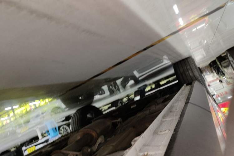 Used Baojun 530 2021 Global Car Anniversary Edition 1.5T CVT Prestige Connected Model 7 Seats Left Side Sill
