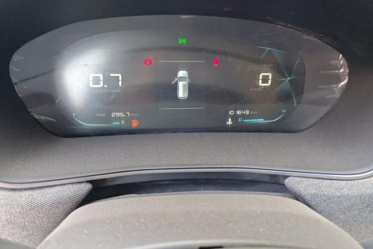Used Baojun 530 2021 Global Car Anniversary Edition 1.5T Manual Comfort Version 7 Seats Odometer Close Up