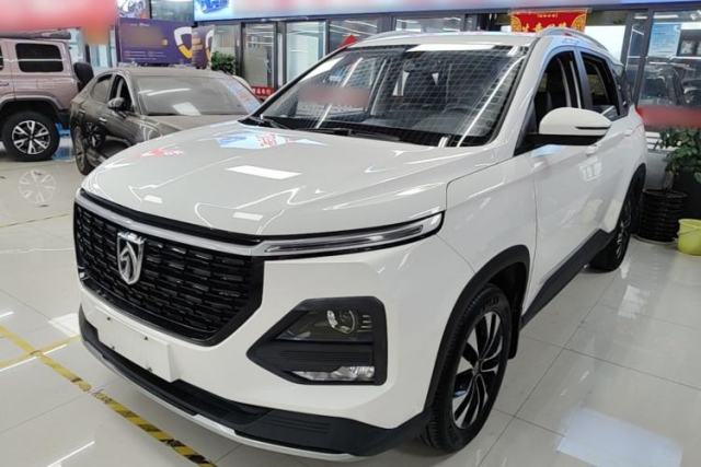 Used Baojun 530 2021 Global Car Anniversary Edition 1.5T Manual Luxury Model 7 Seats