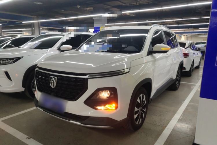 Used Baojun 530 2021 Global Car Anniversary Edition 1.5T CVT Luxury Model 5 Seats Guazi used car, China used car export, Used car for sale, Used  cars, Cheapest cars for sale