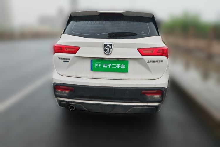 Used Baojun 530 2021 Global Car Anniversary Edition 1.5T CVT Prestige Connected Model 7 Seats Rear