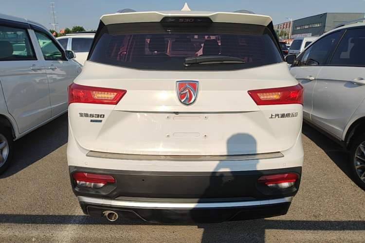 Used Baojun 530 2021 Global Car Anniversary Edition 1.5T CVT Prestige Connected Model 7 Seats Rear