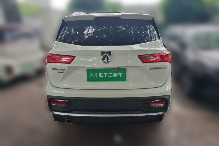 Used Baojun 530 2021 Global Car Anniversary Edition 1.5T Manual Comfort Model 6 Seats Rear