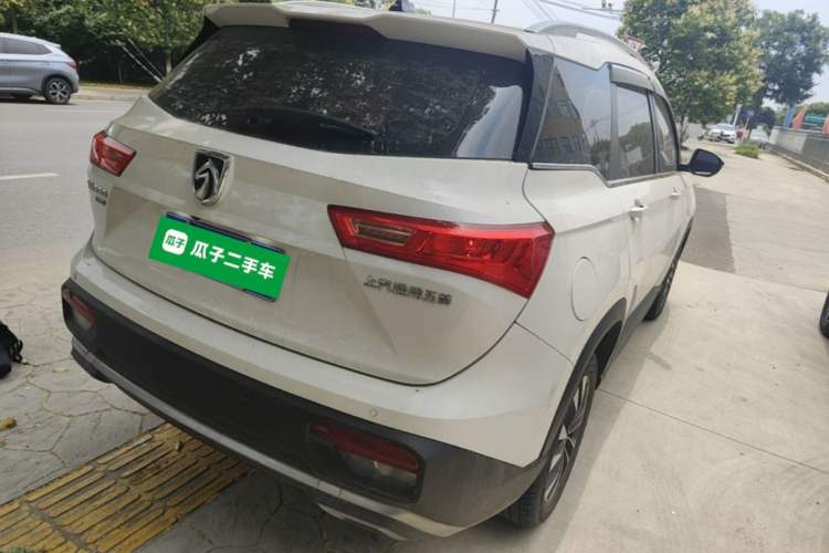 Used Baojun 530 2021 Global Car Anniversary Edition 1.5T CVT Luxury Model 5 Seats Rear Right 45 Deg