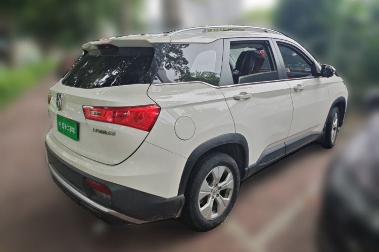 Used Baojun 530 2021 Global Car Anniversary Edition 1.5T Manual Comfort Model 6 Seats Rear Right 45 Deg