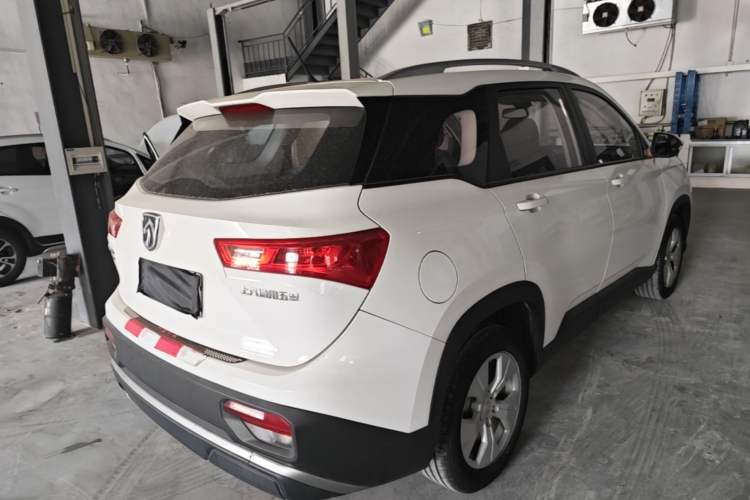 Used Baojun 530 2021 Global Car Anniversary Edition 1.5T Manual Comfort Version 7 Seats Rear Right 45 Deg