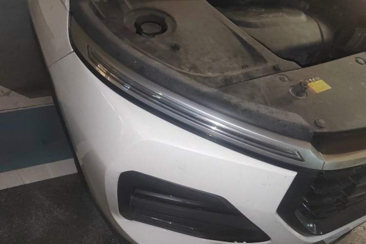Used Baojun 530 2021 Global Car Anniversary Edition 1.5T CVT Luxury Model 5 Seats Right Front Headlight