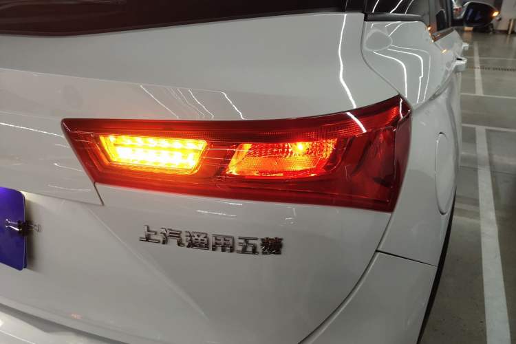 Used Baojun 530 2021 Global Car Anniversary Edition 1.5T CVT Luxury Model 5 Seats Right Rear Taillight