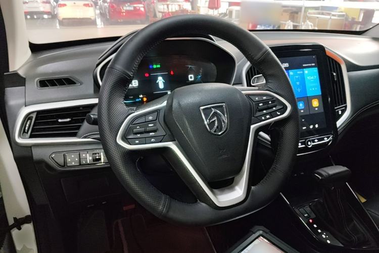 Used Baojun 530 2021 Global Car Anniversary Edition 1.5T CVT Luxury Model 7 Seats Steering Wheel