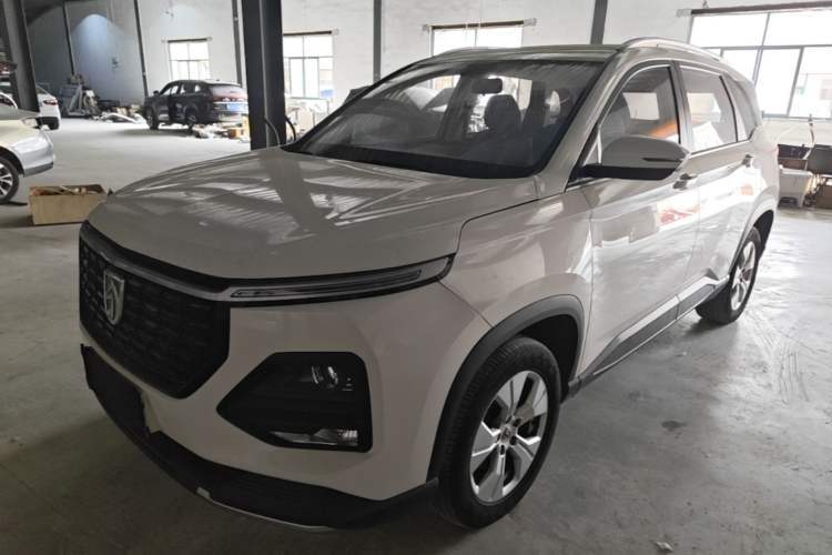 Used Baojun 530 2021 Global Car Anniversary Edition 1.5T Manual Comfort Version 7 Seats Guazi used car, China used car export, Used car for sale, Used  cars, Cheapest cars for sale