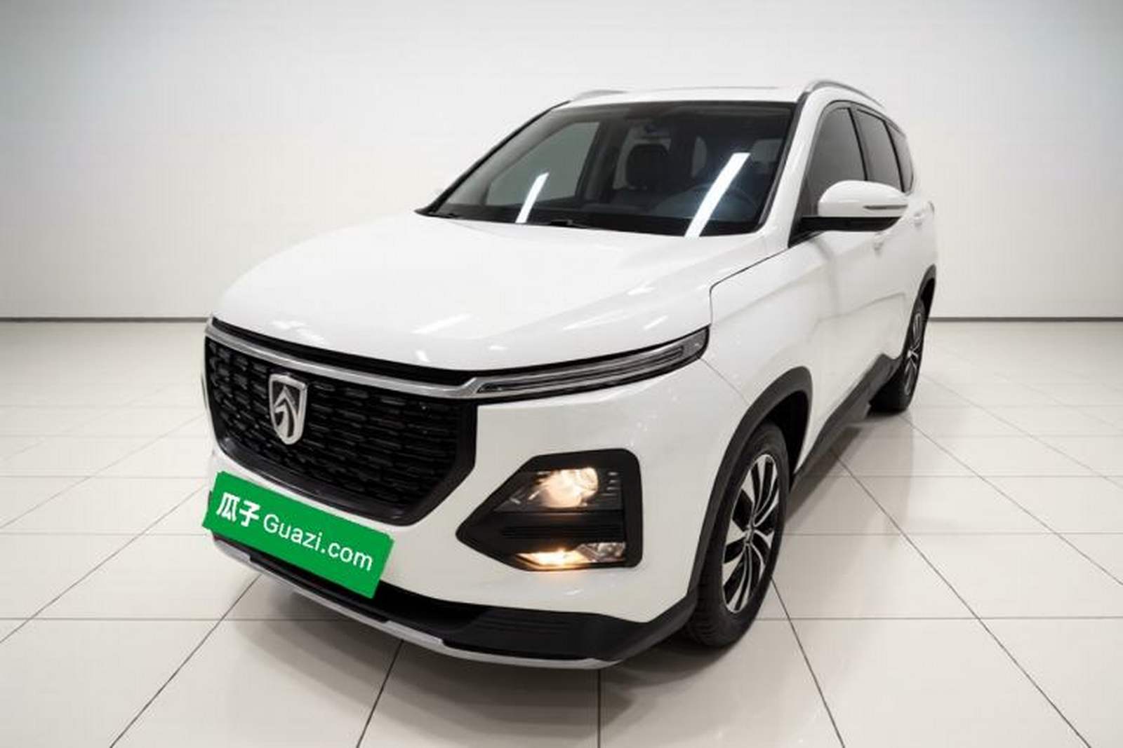 Фото Baojun с площадки