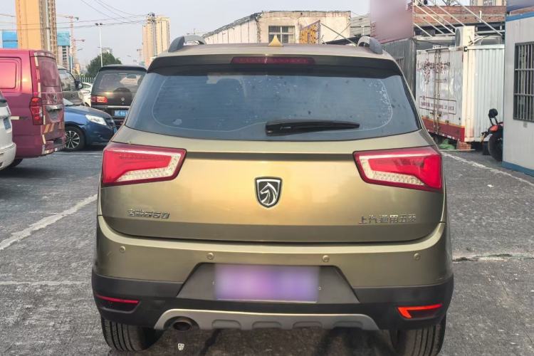 Used Baojun 560 2015 1.8L manual luxury version Exterior 4