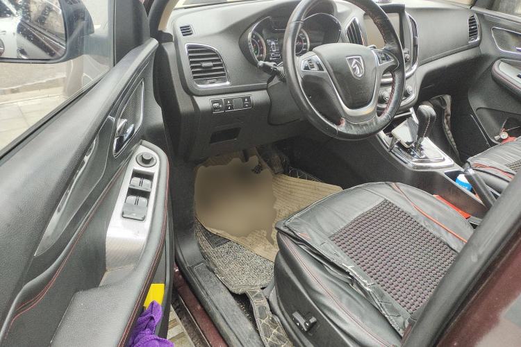 Used Baojun 560 2016 1.8L iAMT Luxury Model Driver Seat