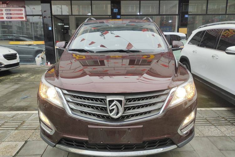 Used Baojun 560 2016 1.8L iAMT Luxury Model Front