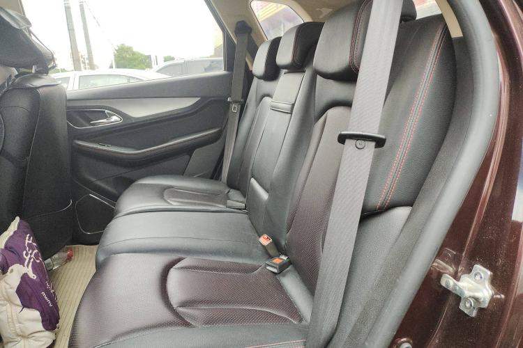 Used Baojun 560 2016 1.8L iAMT Luxury Model Left Rear Seat