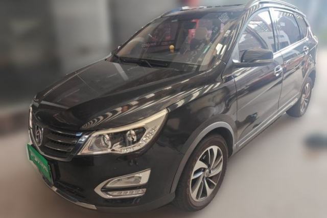 Baojun 560 2015 1.8L manual luxury version usado