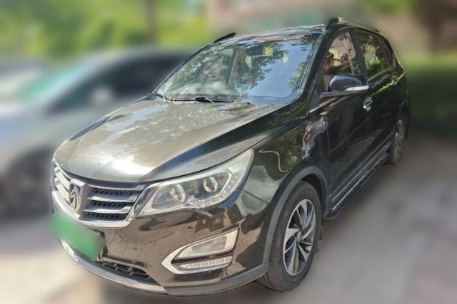 Used Baojun 560 2015 1.8L manual luxury version