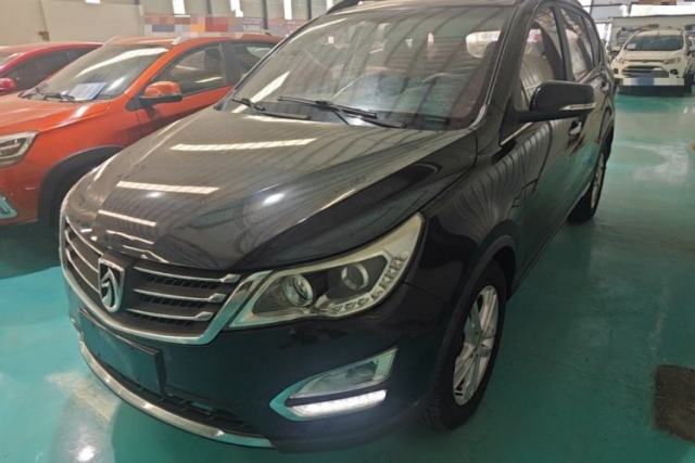 Used Baojun 560 2015 1.8L Manual Elite Edition
