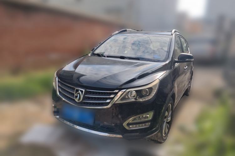 Used Baojun 560 2015 1.8L manual luxury version Guazi used car, China used car export, Used car for sale, Used  cars, Cheapest cars for sale