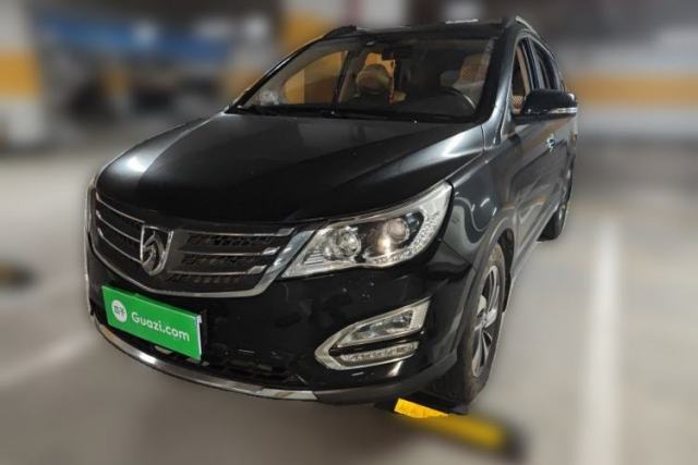 Used Baojun 560 2015 1.8L manual luxury version