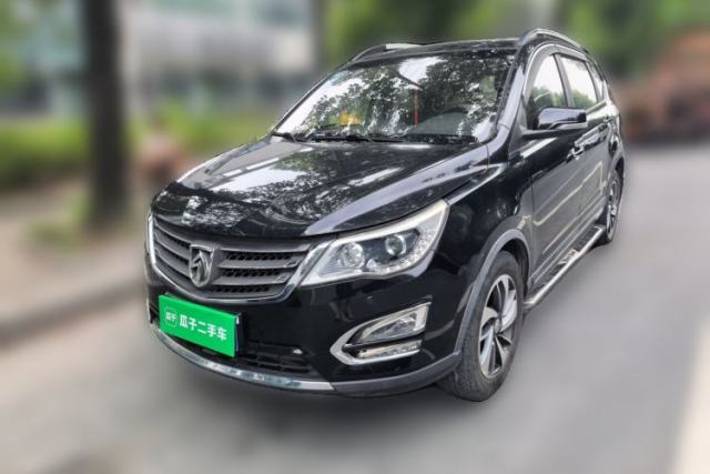 Used Baojun 560 2015 1.8L manual luxury version