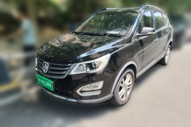 Used Baojun 560 2015 1.8L Manual Elite Edition