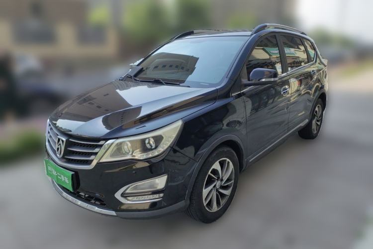 Used Baojun 560 2015 1.8L manual luxury version Guazi used car, China used car export, Used car for sale, Used cars, Cheapest cars for sale